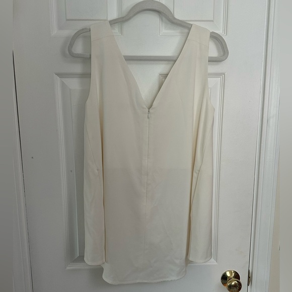 Totême Fluid V-Neck Top Tunic Off White pockets sleeveless toteme - Picture 9 of 9